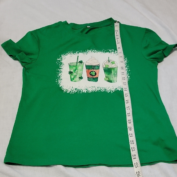 St Partick's Day Irish Drink T-Shirt Size Small Mint Condition Shamrock Shake - Picture 6 of 6